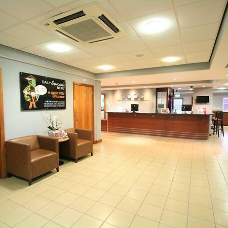 Doncaster International Hotel By Roomsbooked Екстериор снимка