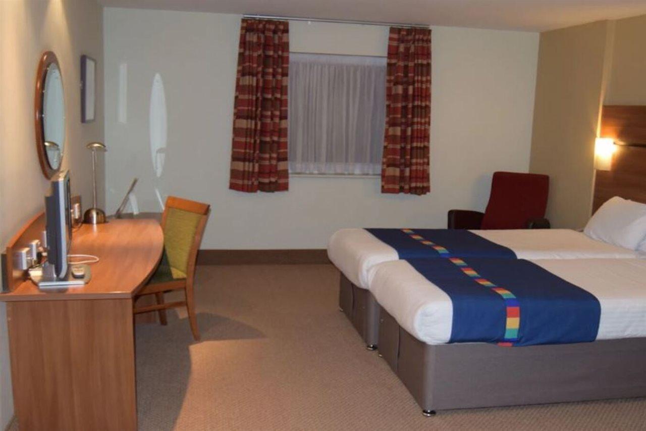 Doncaster International Hotel By Roomsbooked Екстериор снимка