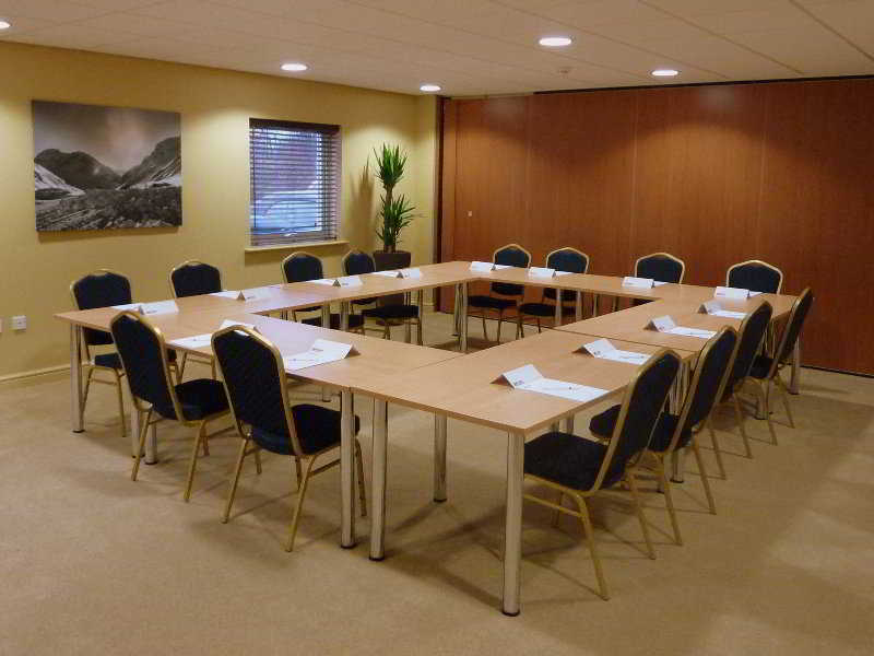 Doncaster International Hotel By Roomsbooked Екстериор снимка