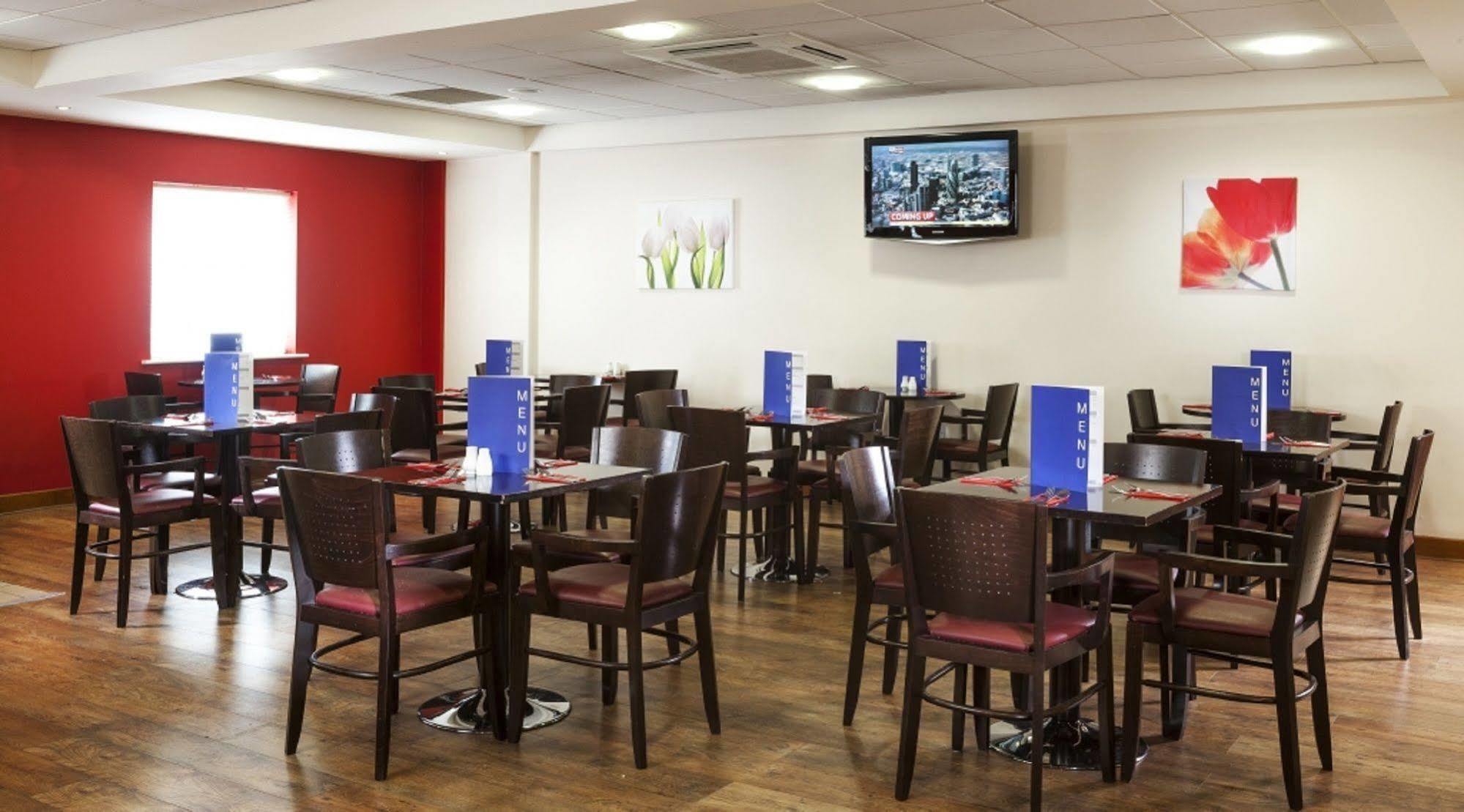 Doncaster International Hotel By Roomsbooked Екстериор снимка