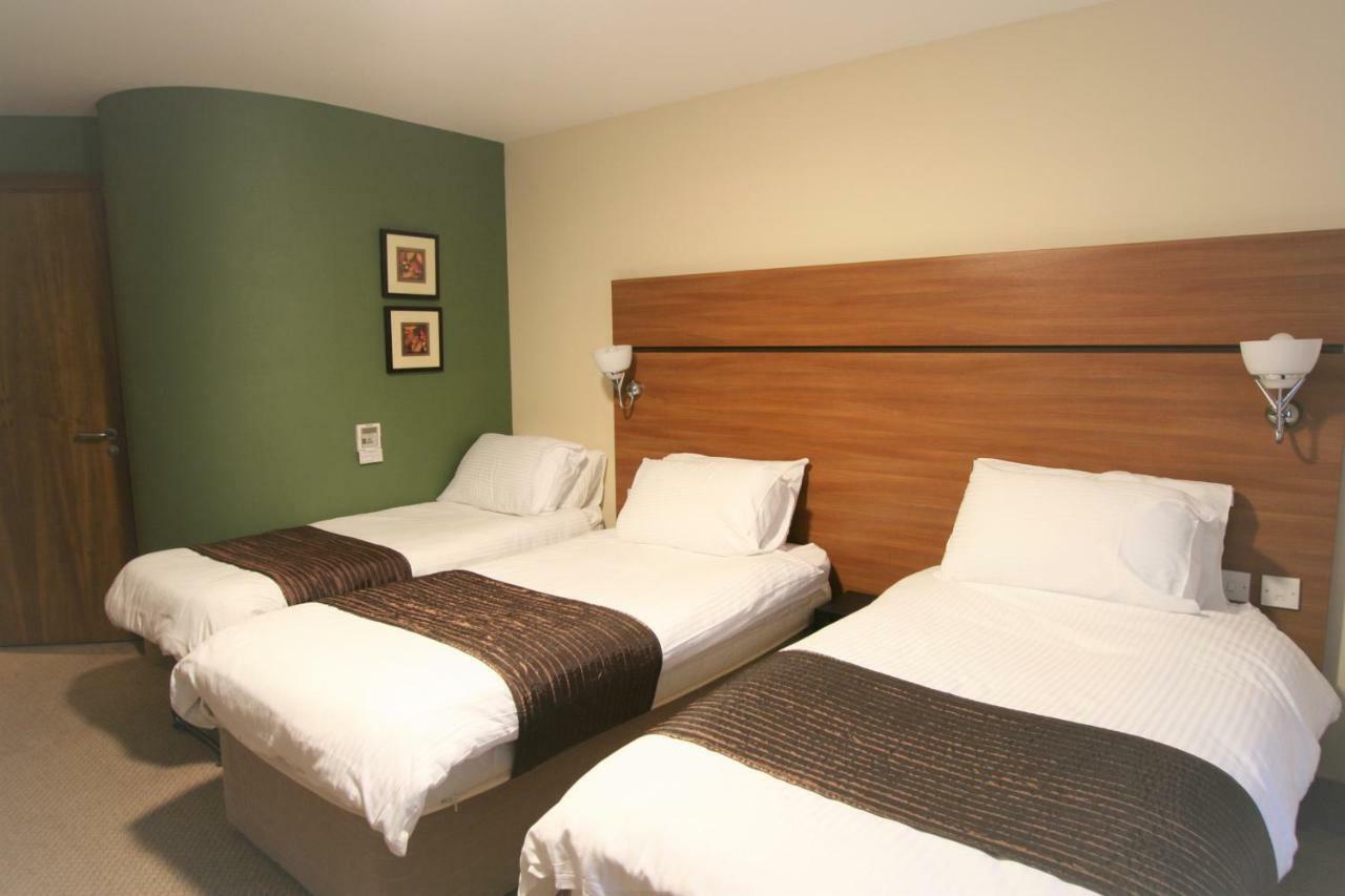 Doncaster International Hotel By Roomsbooked Екстериор снимка