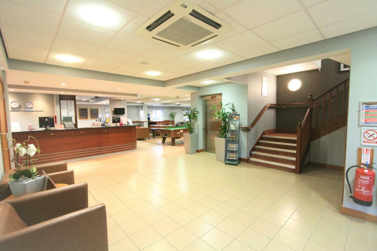 Doncaster International Hotel By Roomsbooked Екстериор снимка