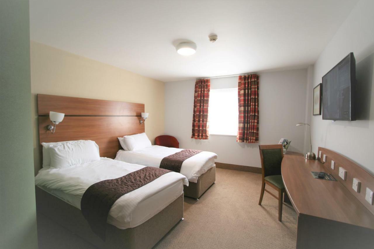 Doncaster International Hotel By Roomsbooked Екстериор снимка