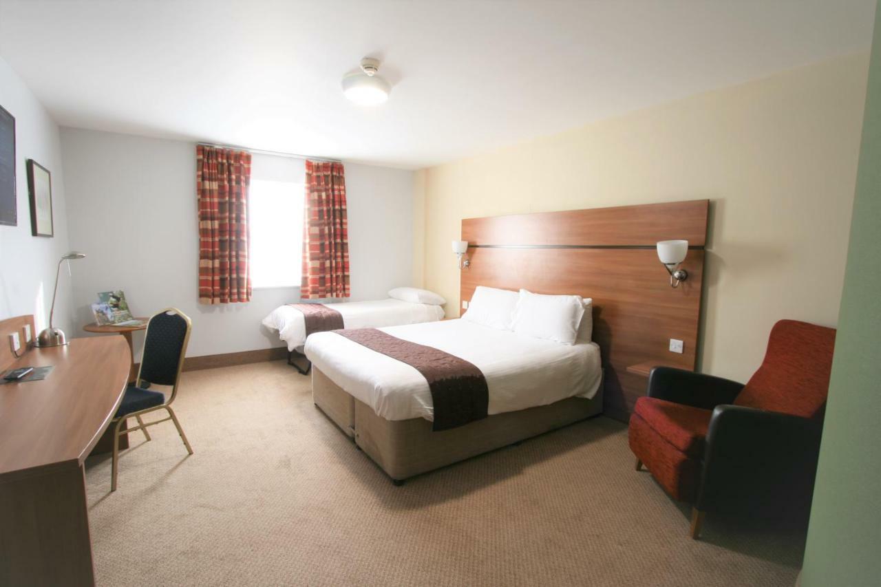 Doncaster International Hotel By Roomsbooked Екстериор снимка