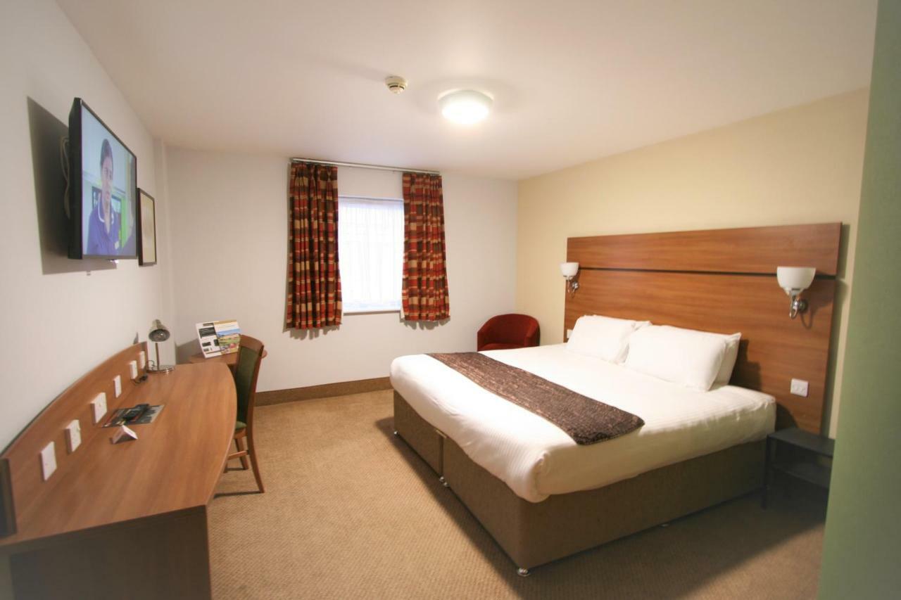 Doncaster International Hotel By Roomsbooked Екстериор снимка