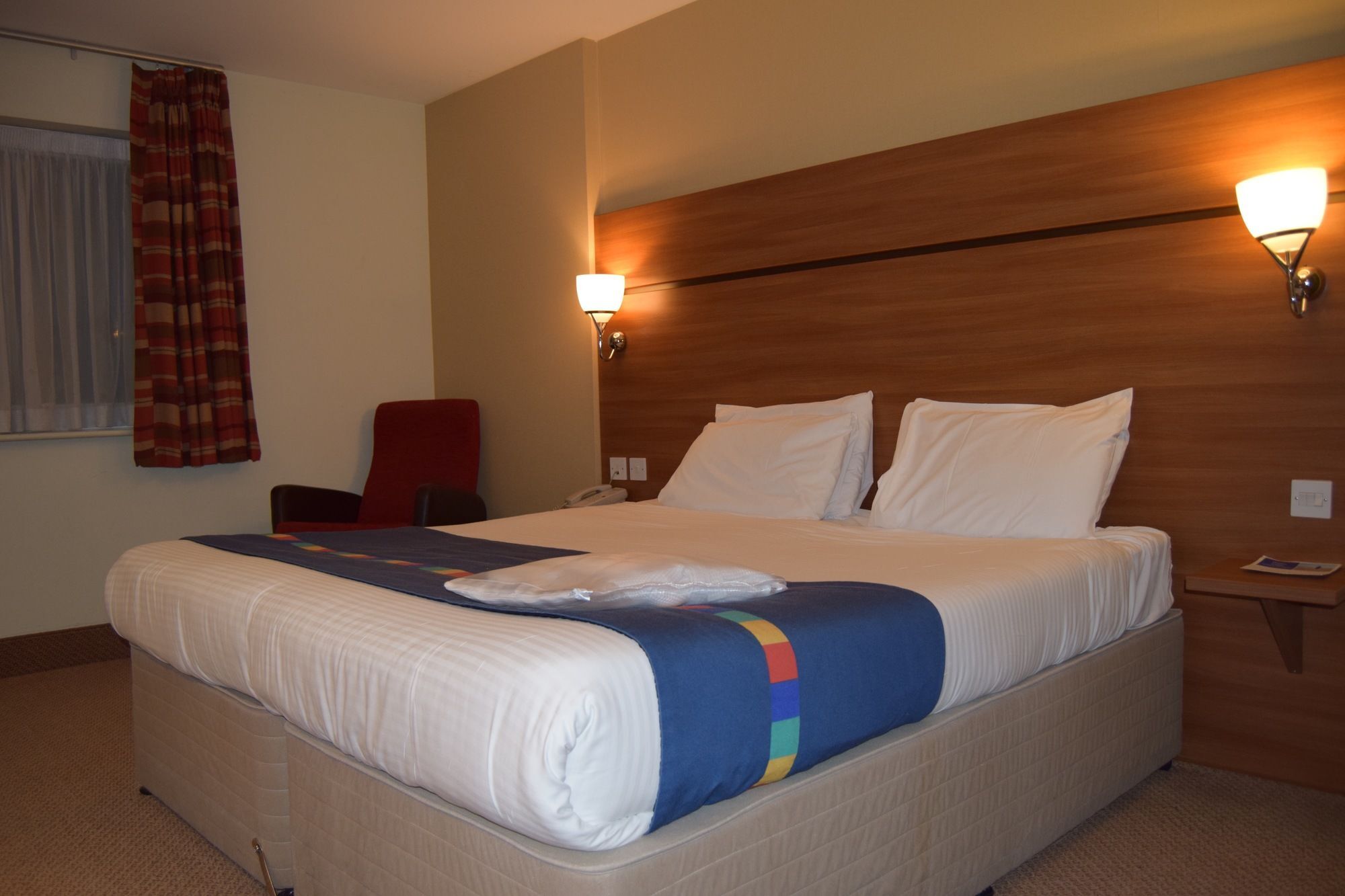 Doncaster International Hotel By Roomsbooked Екстериор снимка