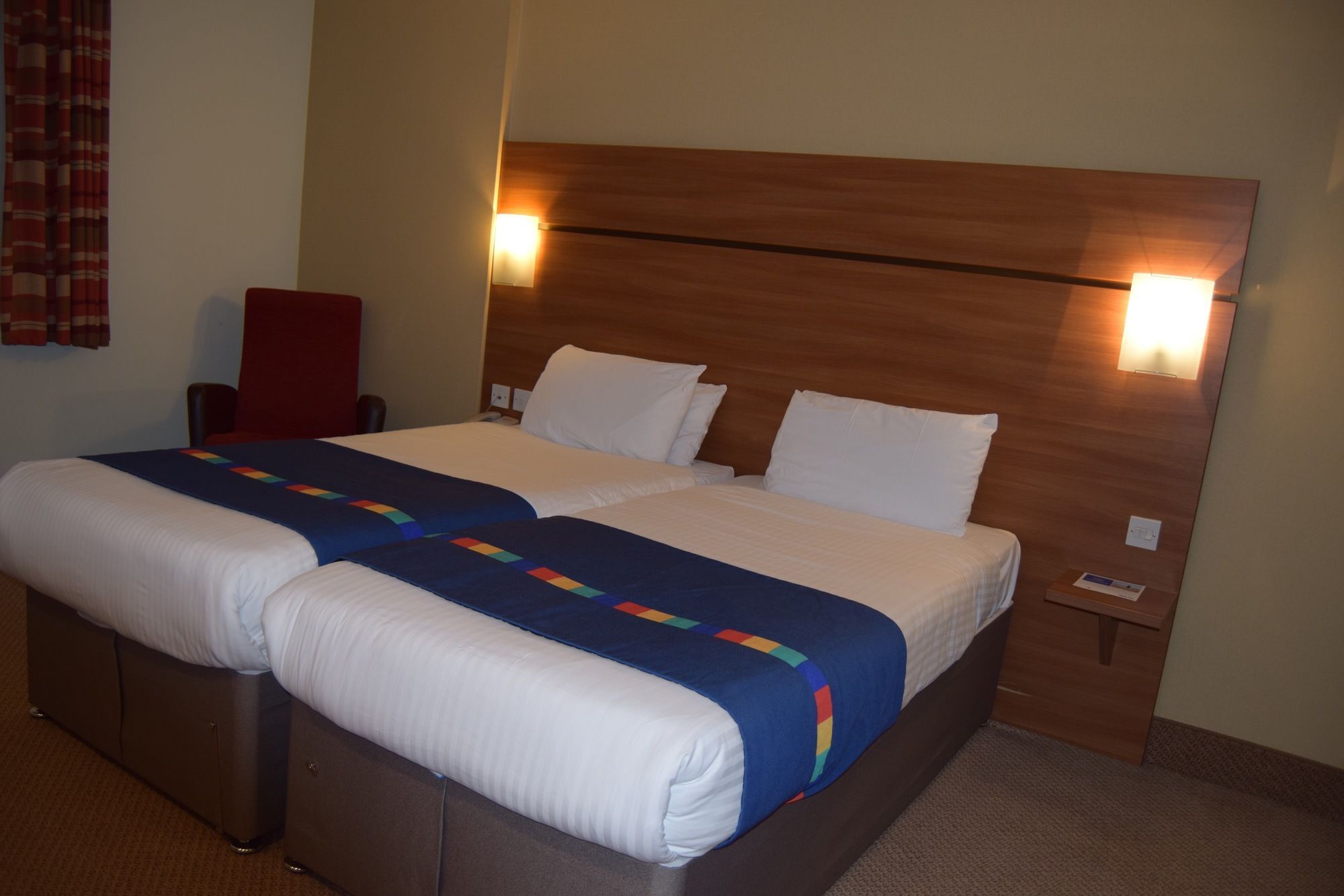 Doncaster International Hotel By Roomsbooked Екстериор снимка